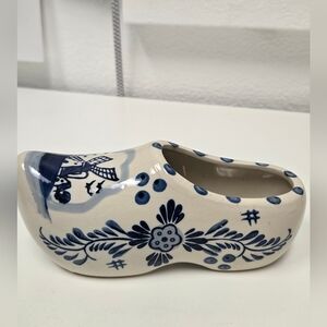 Source Unknown Blue and White Ceramic Shoe